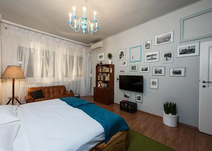 Europe Heart Apartment For 9