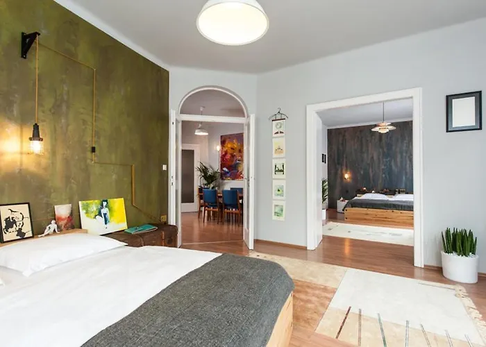 Europe Heart Apartment For 9